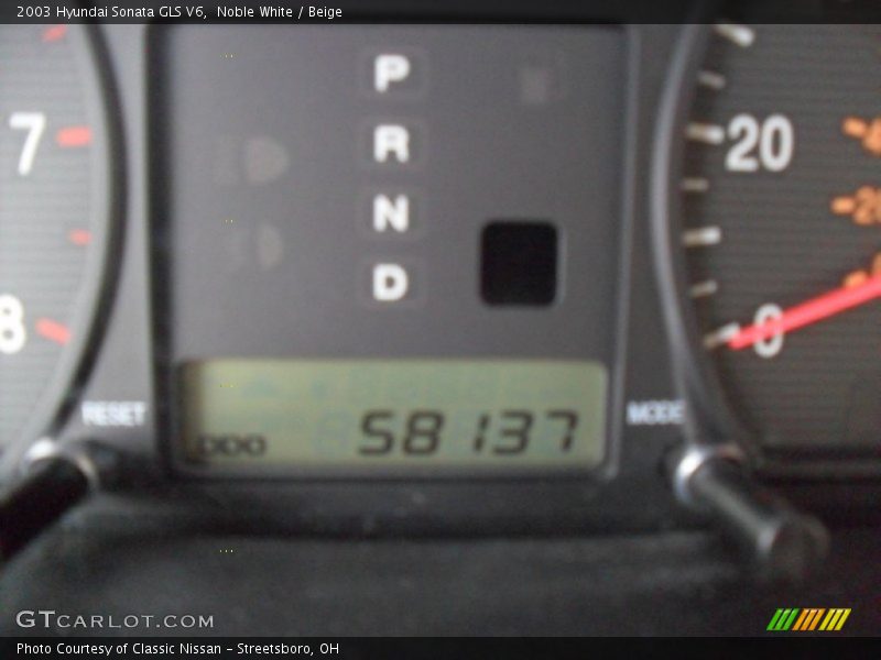 Noble White / Beige 2003 Hyundai Sonata GLS V6