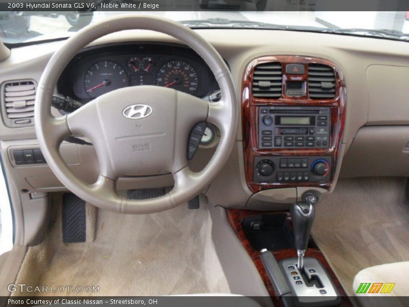 Noble White / Beige 2003 Hyundai Sonata GLS V6