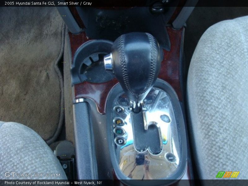 Smart Silver / Gray 2005 Hyundai Santa Fe GLS