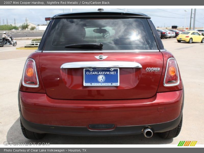 Nightfire Red Metallic / Grey/Carbon Black 2007 Mini Cooper Hardtop