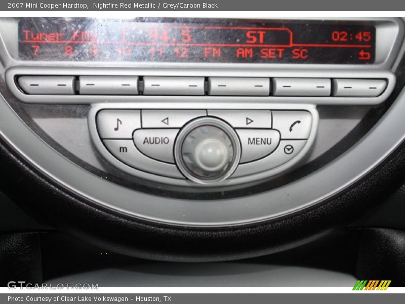 Controls of 2007 Cooper Hardtop