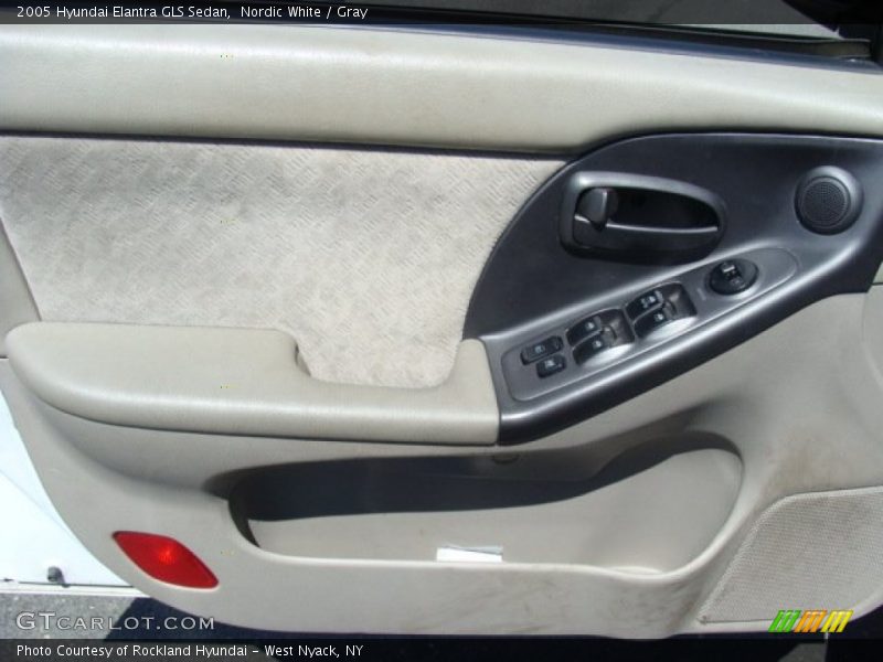Nordic White / Gray 2005 Hyundai Elantra GLS Sedan