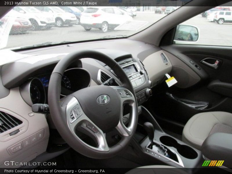 Cotton White / Taupe 2013 Hyundai Tucson GLS AWD