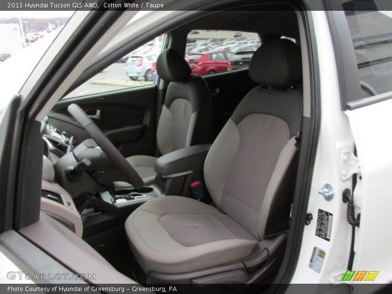 Cotton White / Taupe 2013 Hyundai Tucson GLS AWD