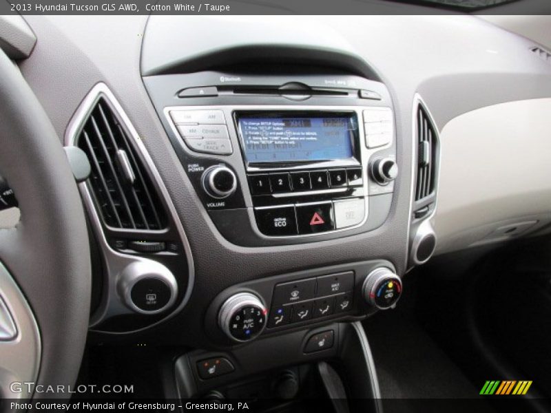 Cotton White / Taupe 2013 Hyundai Tucson GLS AWD