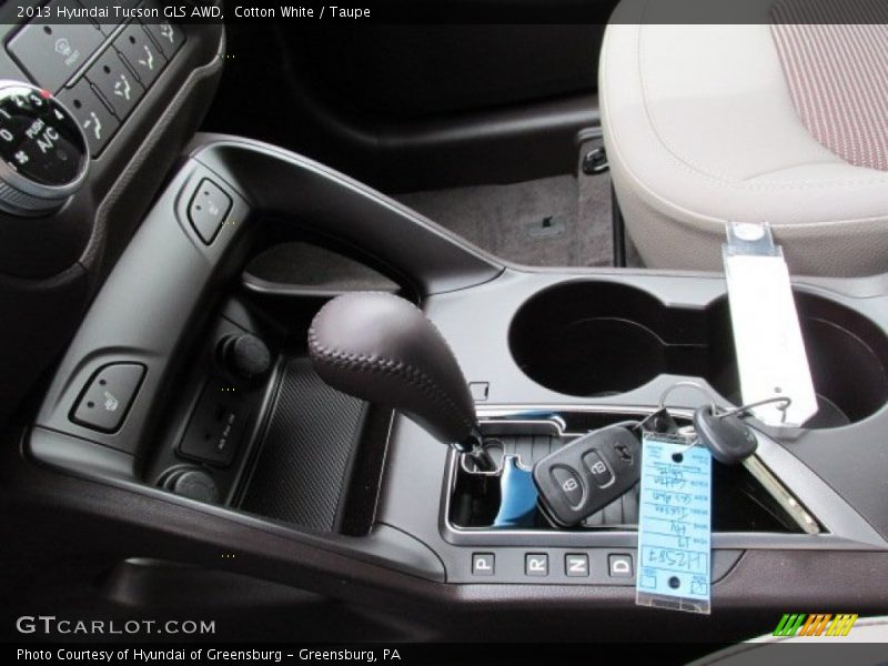 Cotton White / Taupe 2013 Hyundai Tucson GLS AWD