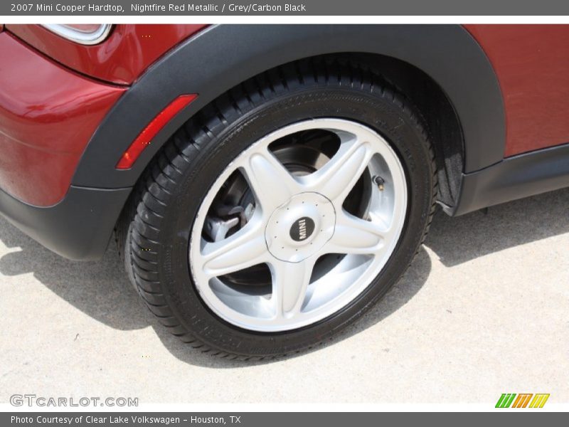Nightfire Red Metallic / Grey/Carbon Black 2007 Mini Cooper Hardtop