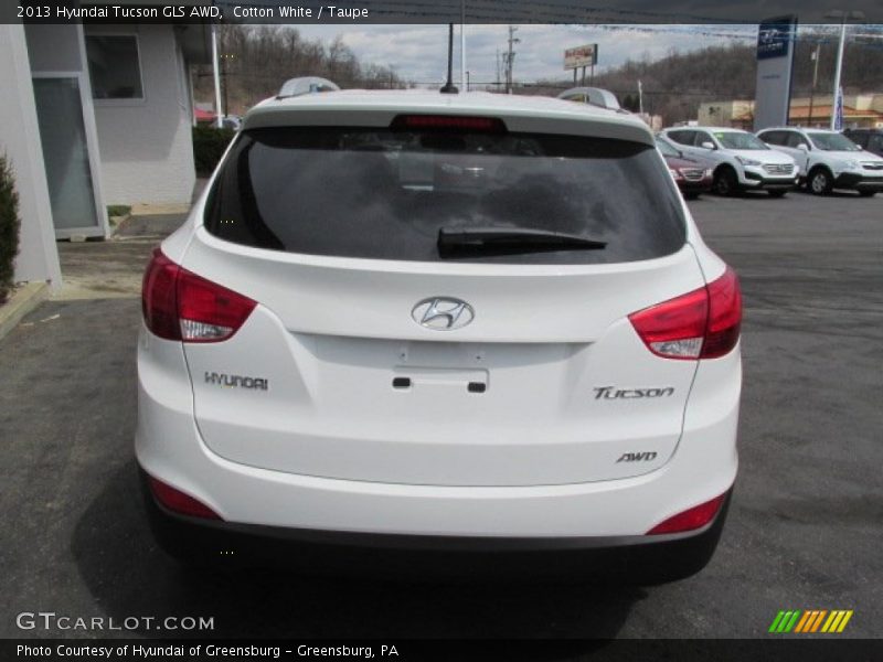 Cotton White / Taupe 2013 Hyundai Tucson GLS AWD