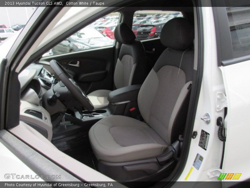 Cotton White / Taupe 2013 Hyundai Tucson GLS AWD