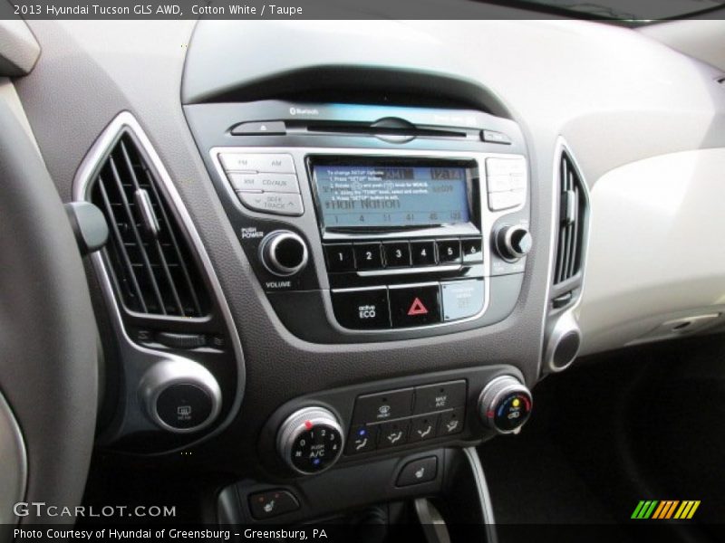 Cotton White / Taupe 2013 Hyundai Tucson GLS AWD