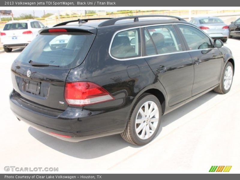 Black Uni / Titan Black 2013 Volkswagen Jetta TDI SportWagen