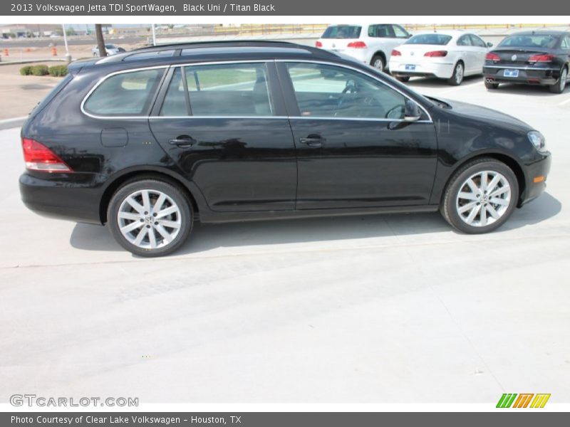 Black Uni / Titan Black 2013 Volkswagen Jetta TDI SportWagen
