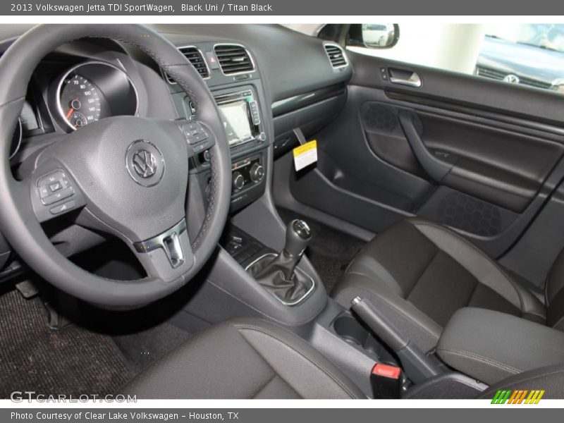 Black Uni / Titan Black 2013 Volkswagen Jetta TDI SportWagen