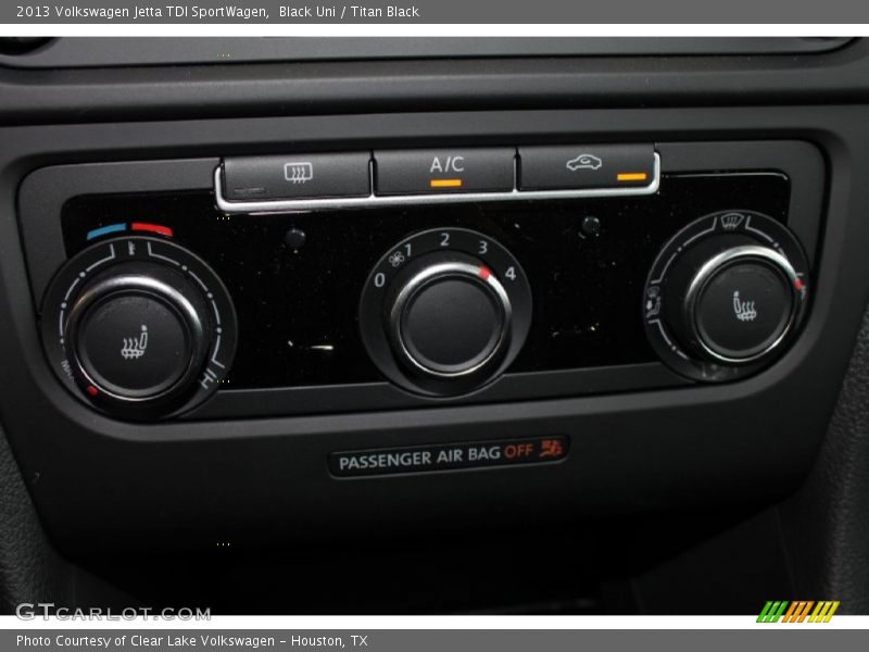 Black Uni / Titan Black 2013 Volkswagen Jetta TDI SportWagen