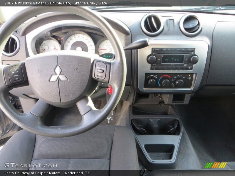Dashboard of 2007 Raider LS Double Cab