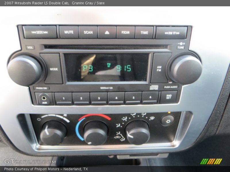Audio System of 2007 Raider LS Double Cab