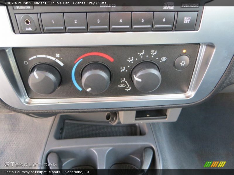 Controls of 2007 Raider LS Double Cab