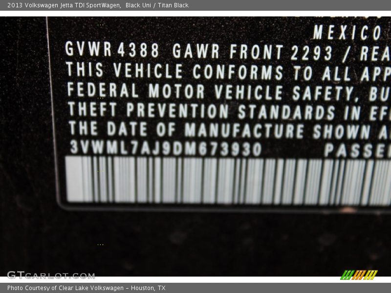 Black Uni / Titan Black 2013 Volkswagen Jetta TDI SportWagen