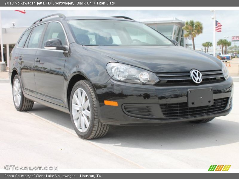 Black Uni / Titan Black 2013 Volkswagen Jetta TDI SportWagen