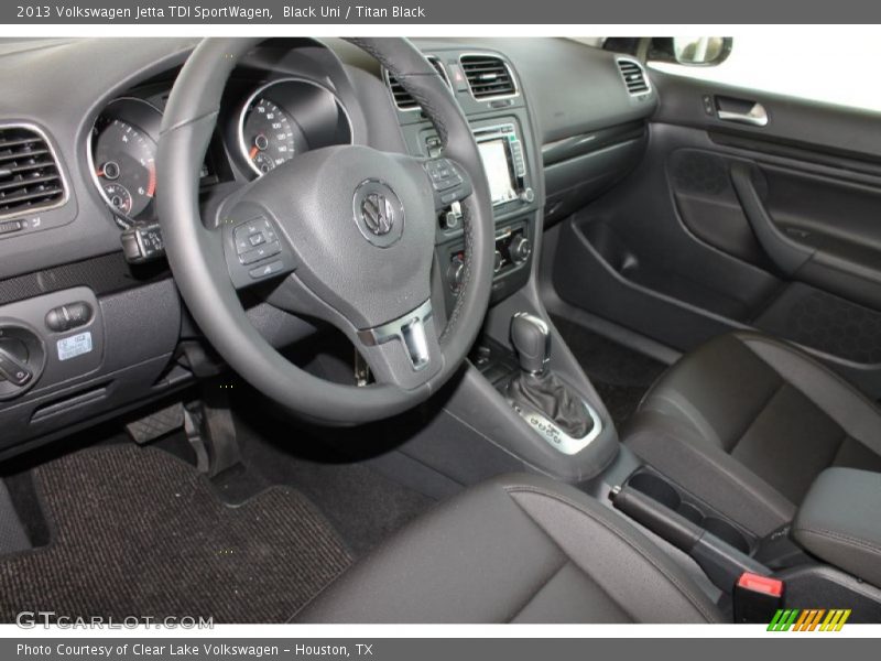 Black Uni / Titan Black 2013 Volkswagen Jetta TDI SportWagen