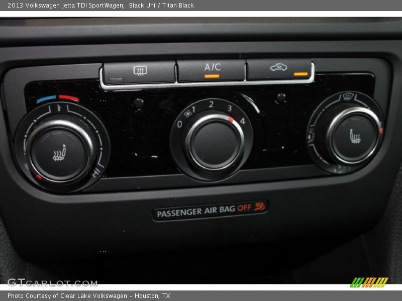 Black Uni / Titan Black 2013 Volkswagen Jetta TDI SportWagen