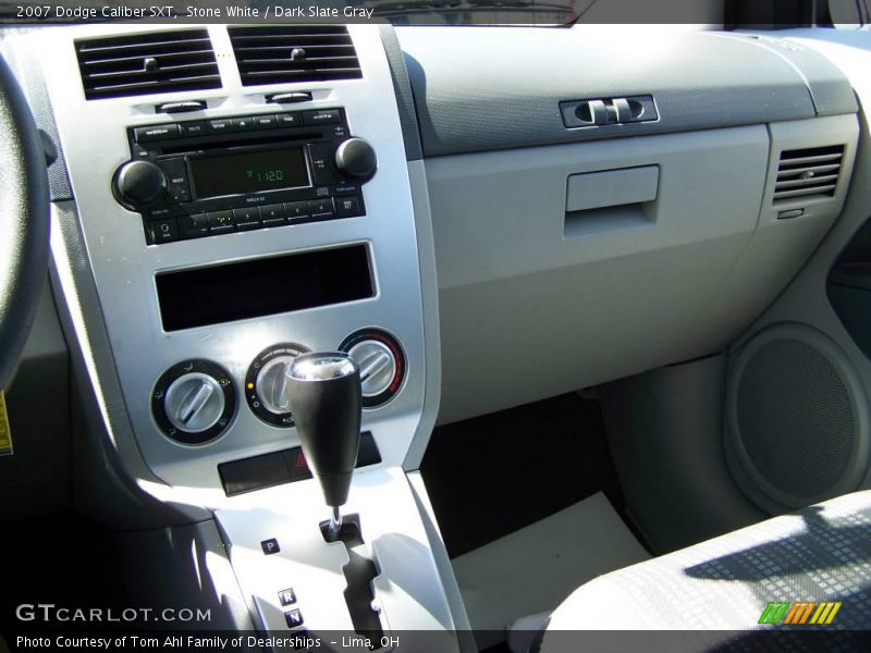 Stone White / Dark Slate Gray 2007 Dodge Caliber SXT