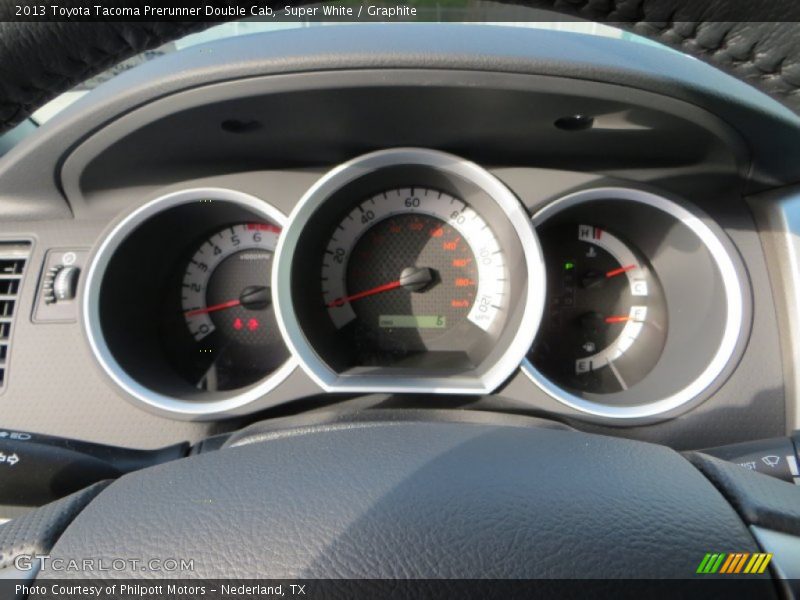 Super White / Graphite 2013 Toyota Tacoma Prerunner Double Cab