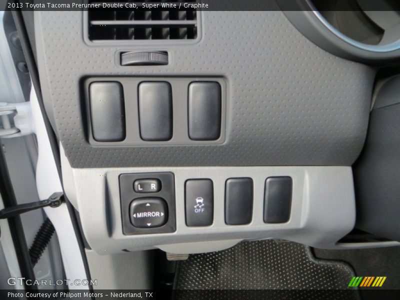 Super White / Graphite 2013 Toyota Tacoma Prerunner Double Cab