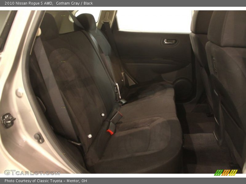 Gotham Gray / Black 2010 Nissan Rogue S AWD