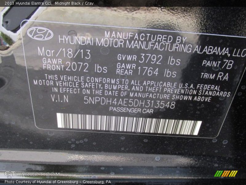 Midnight Black / Gray 2013 Hyundai Elantra GLS