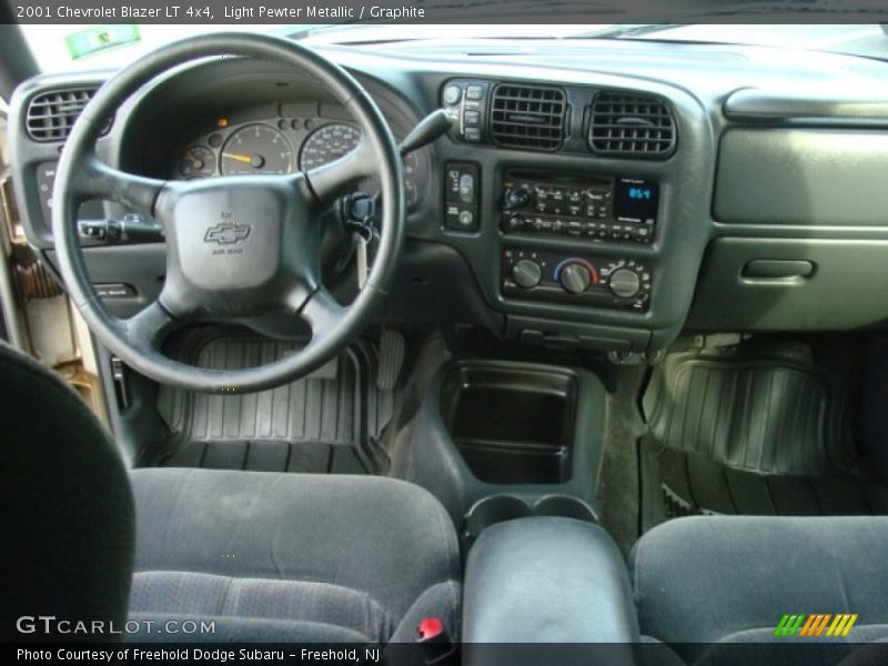 Light Pewter Metallic / Graphite 2001 Chevrolet Blazer LT 4x4