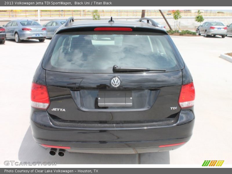 Black Uni / Titan Black 2013 Volkswagen Jetta TDI SportWagen