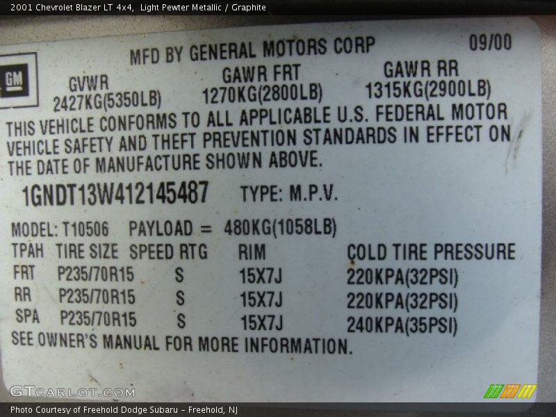 Light Pewter Metallic / Graphite 2001 Chevrolet Blazer LT 4x4