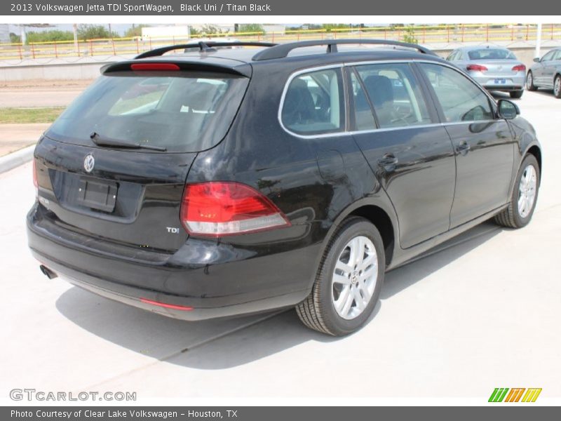 Black Uni / Titan Black 2013 Volkswagen Jetta TDI SportWagen