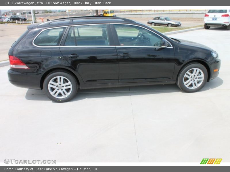 Black Uni / Titan Black 2013 Volkswagen Jetta TDI SportWagen
