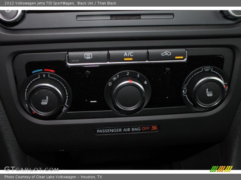 Black Uni / Titan Black 2013 Volkswagen Jetta TDI SportWagen