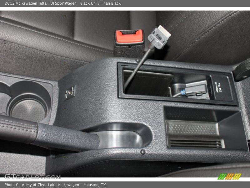 Black Uni / Titan Black 2013 Volkswagen Jetta TDI SportWagen