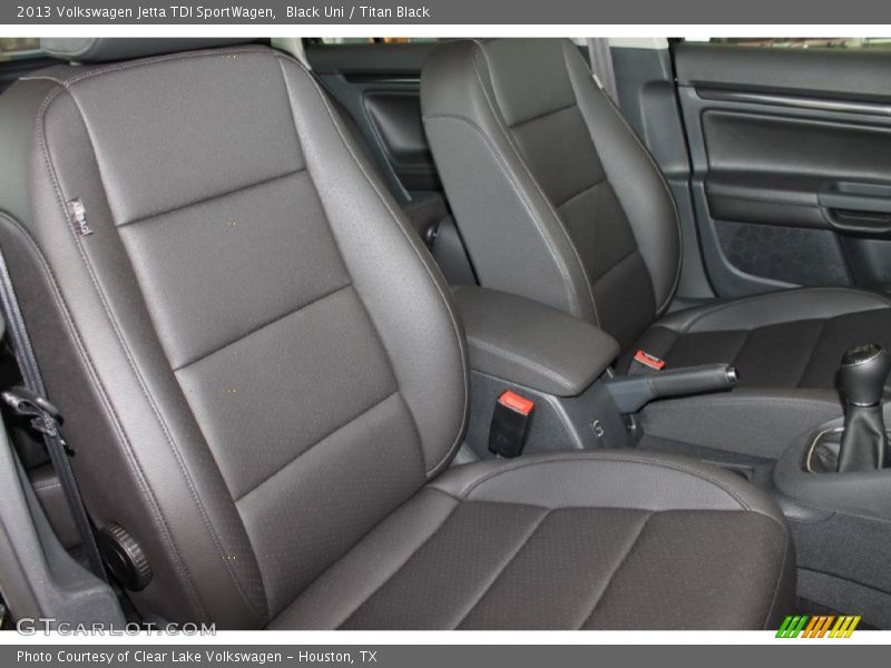 Black Uni / Titan Black 2013 Volkswagen Jetta TDI SportWagen