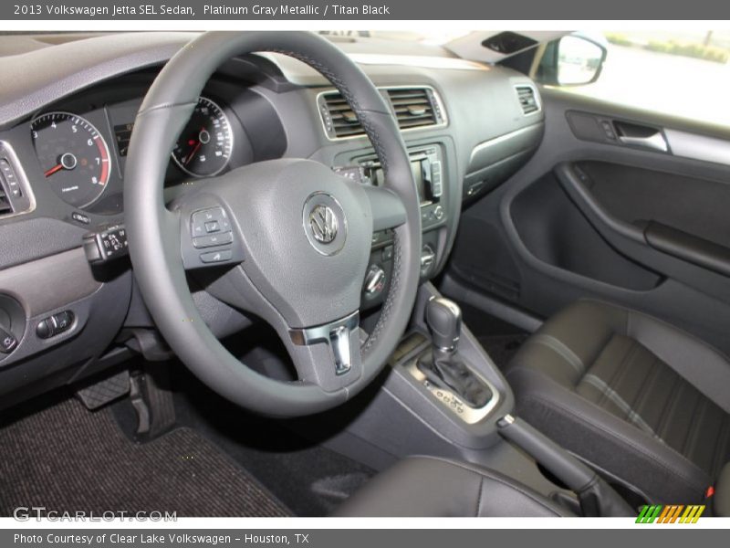 Platinum Gray Metallic / Titan Black 2013 Volkswagen Jetta SEL Sedan