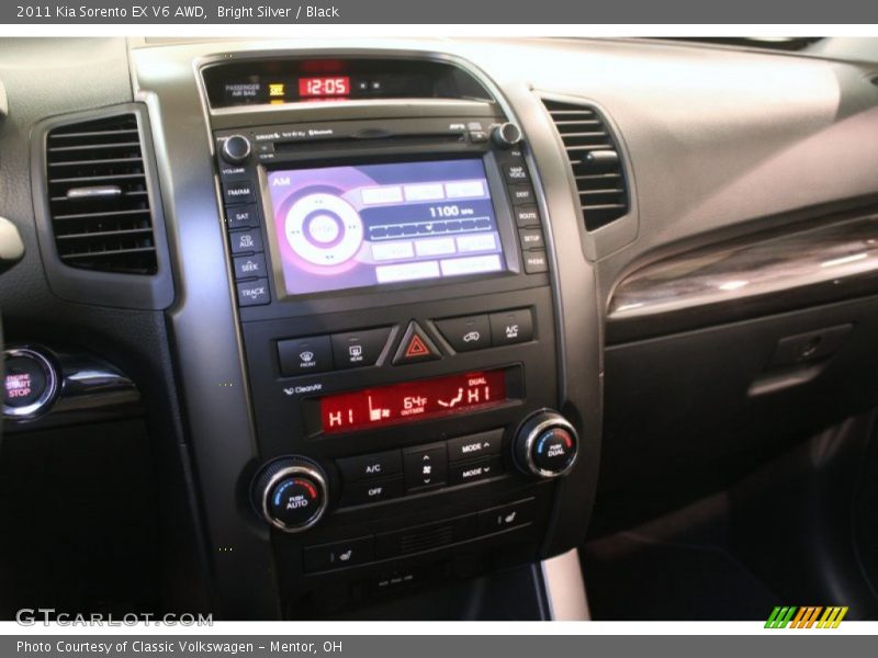 Bright Silver / Black 2011 Kia Sorento EX V6 AWD
