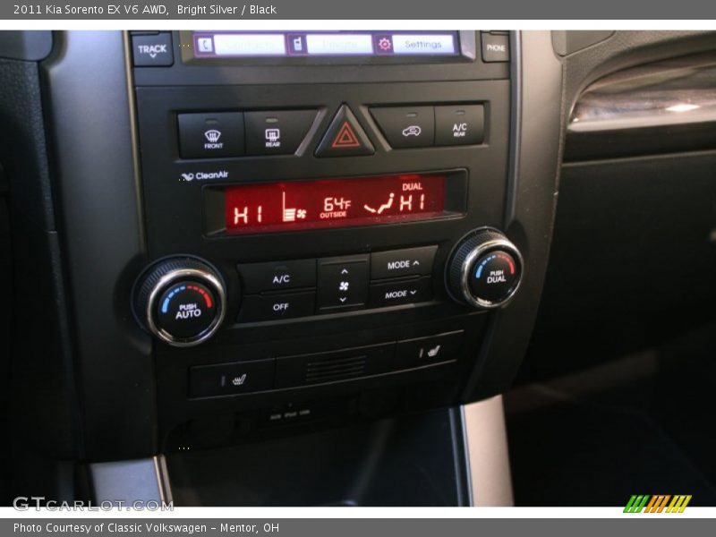 Bright Silver / Black 2011 Kia Sorento EX V6 AWD