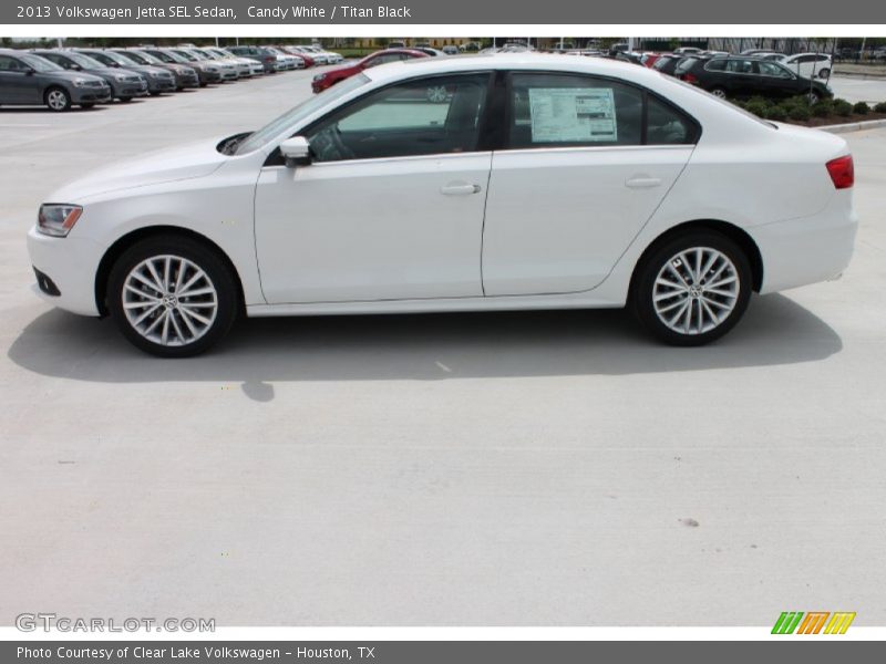 Candy White / Titan Black 2013 Volkswagen Jetta SEL Sedan