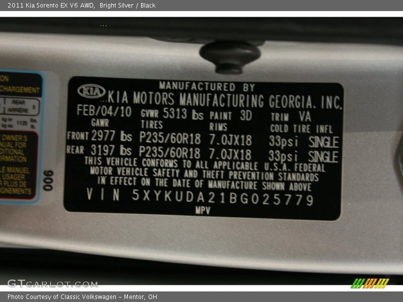 Bright Silver / Black 2011 Kia Sorento EX V6 AWD