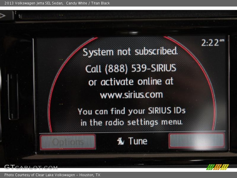 Candy White / Titan Black 2013 Volkswagen Jetta SEL Sedan