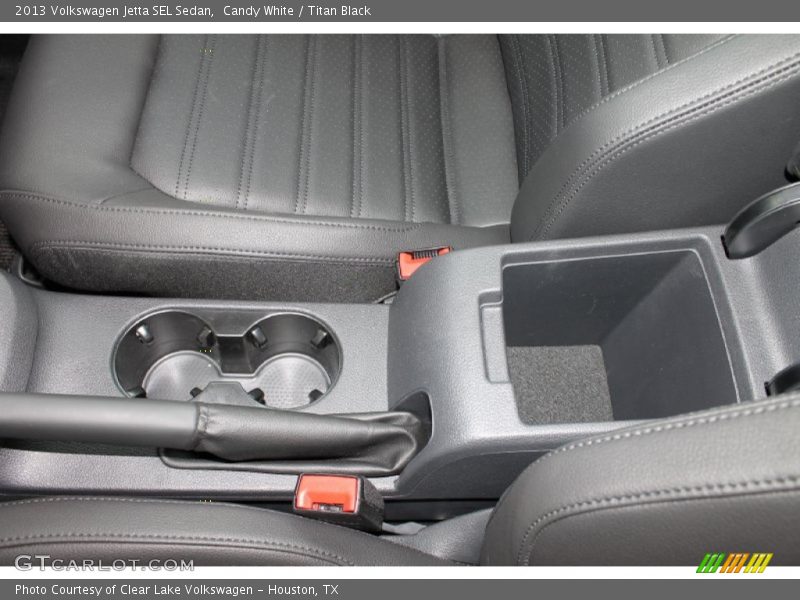 Candy White / Titan Black 2013 Volkswagen Jetta SEL Sedan