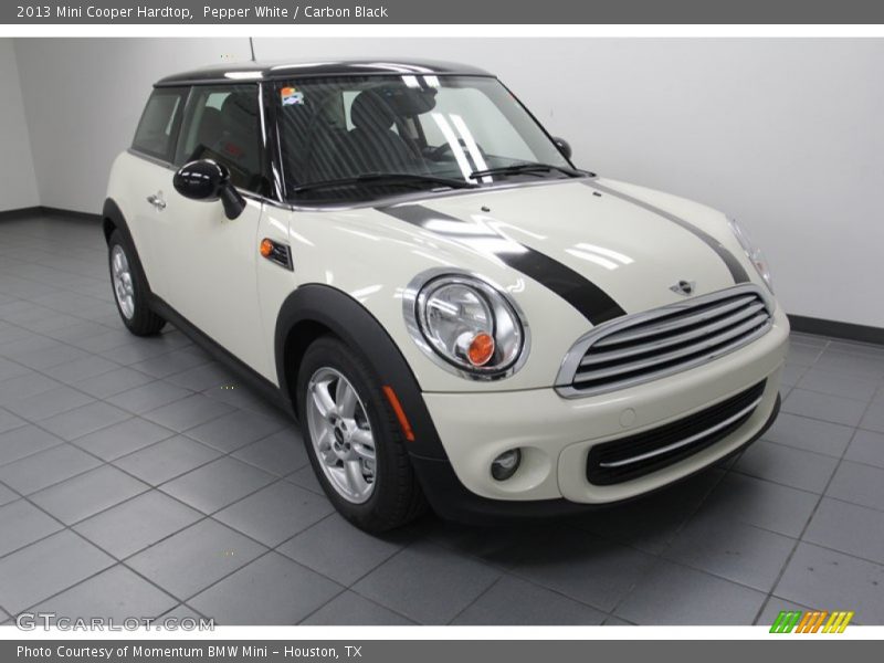 Pepper White / Carbon Black 2013 Mini Cooper Hardtop