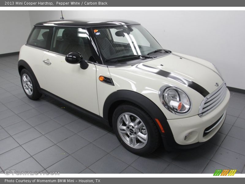 Pepper White / Carbon Black 2013 Mini Cooper Hardtop