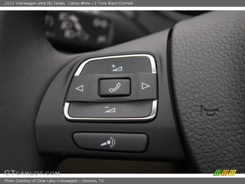 Candy White / 2 Tone Black/Cornsilk 2013 Volkswagen Jetta SEL Sedan