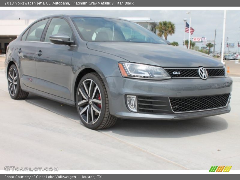 Front 3/4 View of 2013 Jetta GLI Autobahn