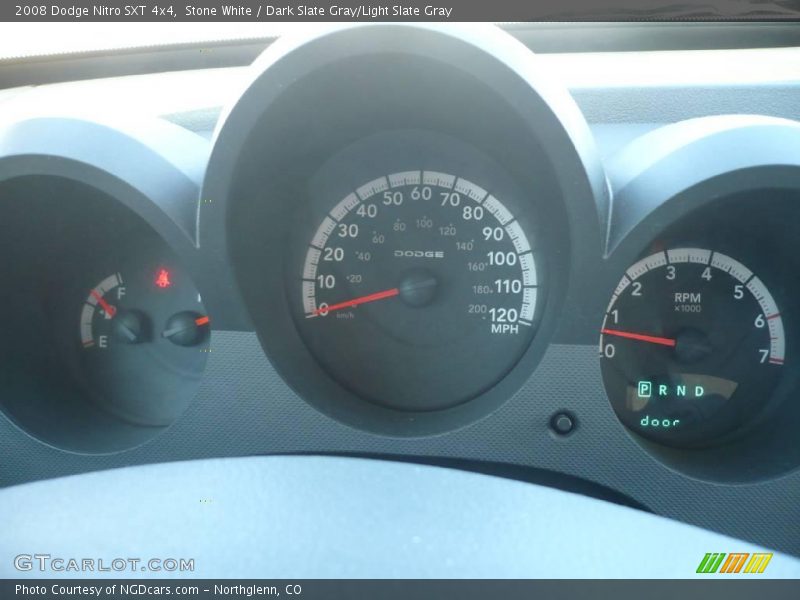 Stone White / Dark Slate Gray/Light Slate Gray 2008 Dodge Nitro SXT 4x4